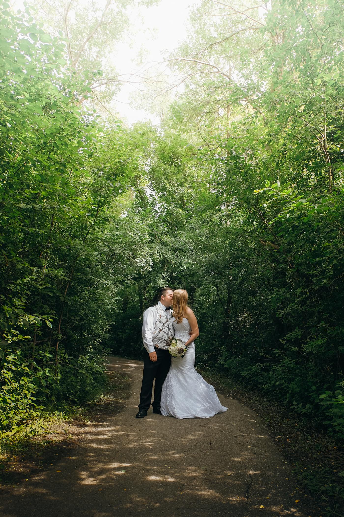 Wedding and engagement photos by Toronto based photographer Darrin Henein.